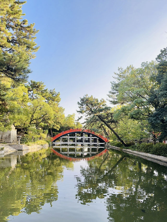 One of Japan's most renowned shrines, Sumiyoshi Taisha.