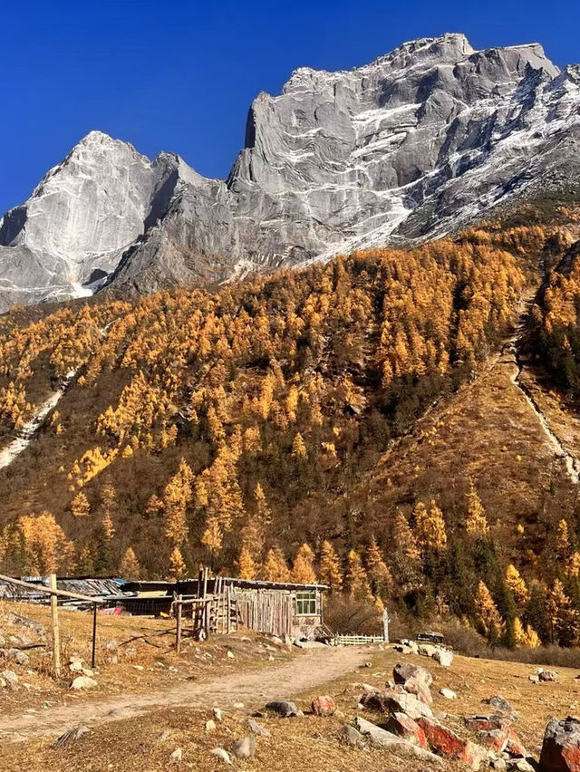 Sifang Mountain: An Unforgettable Hiking Experience in Yunnan