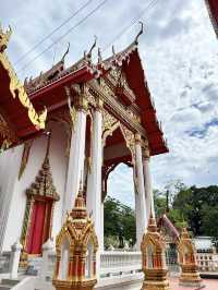 靜謐湖畔：Wat Lan Boon的心靈旅程