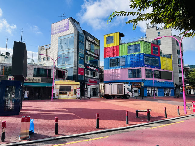 ย่านวัยรุ่นเกาหลีชื่อดัง- Hongdae street 