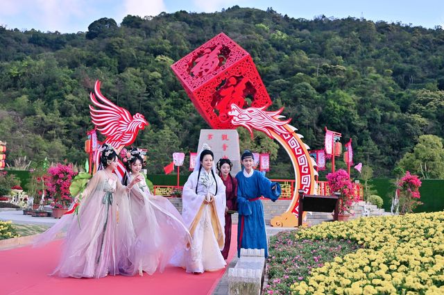 巨型月餅驚現東莞觀音山，這是怎麼回事？