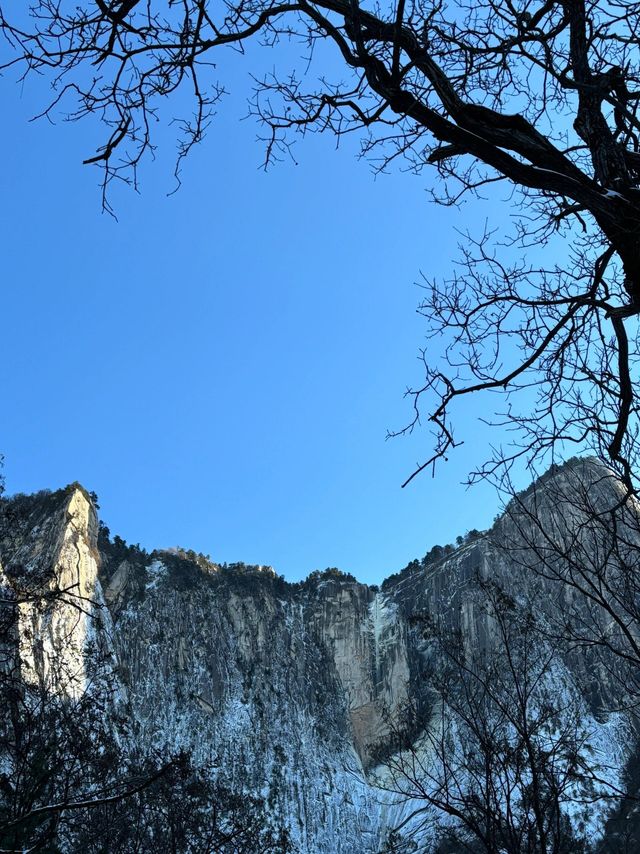 西嶽華山｜雪+險，不在山林之間，就在華山之巅。