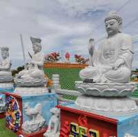 Embracing Peace and Prosperity: The Aloha Spirit at The White Dragon Temple