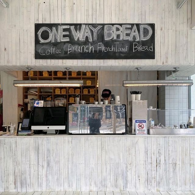 One-Way Bread Busan