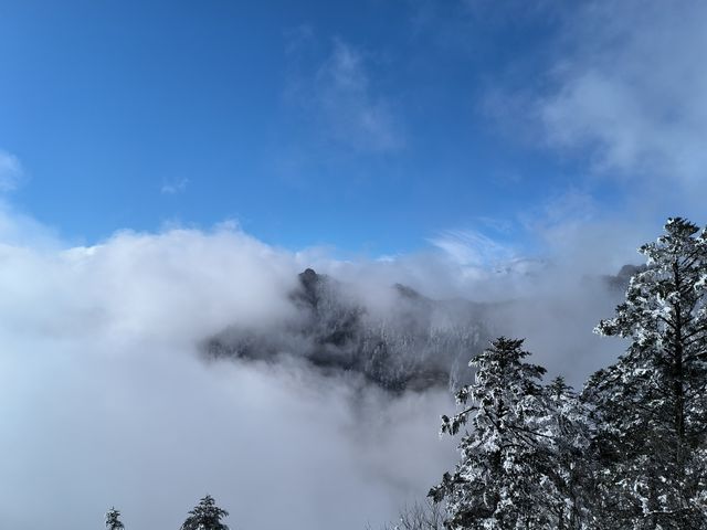 人生第一座雪山！達成！美得不像話！