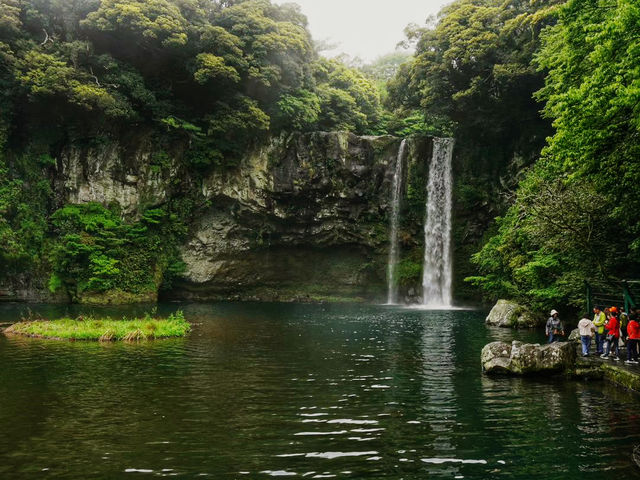 Cheonjeyeon Waterfall