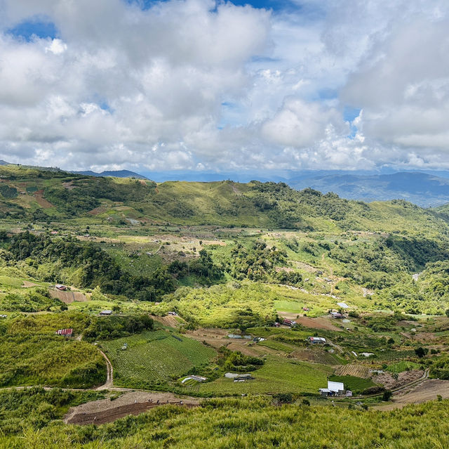 Majestic Views Await: Hiking Sosodikon Hill in Kundasang!