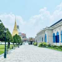 Emerald Enlightenment: A Spiritual Oasis in Bangkok 🇹🇭