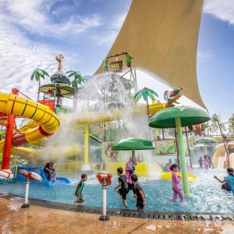 Big Bucket Splash Ticket at Gamuda Luge Gardens