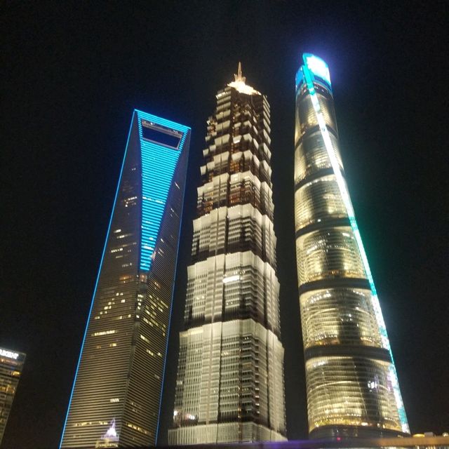 “Shanghai’s Sky-High Marvel: Home to the World’s Tallest Wonders”