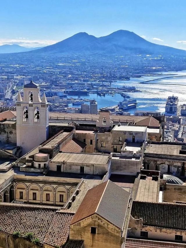 🇮🇹 You absolutely must spend at least one summer in Naples during your lifetime. 