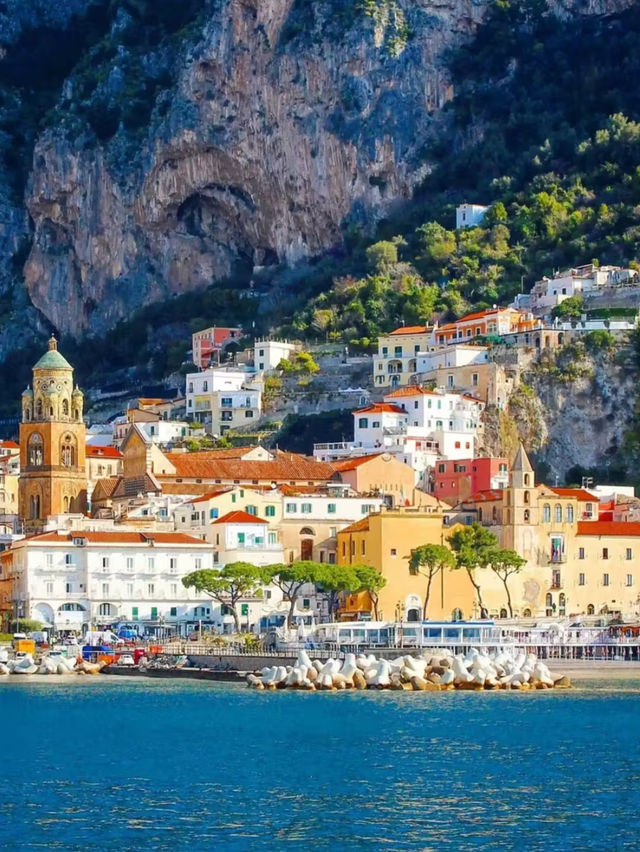 Amalfi from Italy  🇮🇹I cheerful living