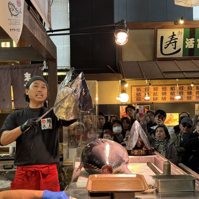 Witness Blue Fin Tuna Cutting at Wakayama’s Kuroshio Market