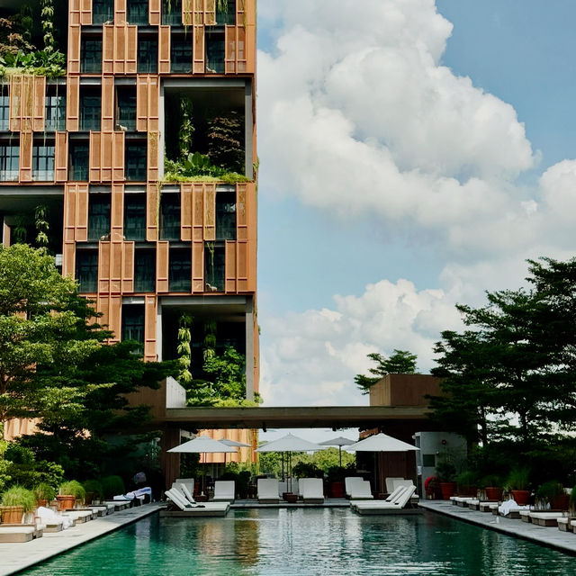 Sophisticated Luxury at The Singapore EDITION