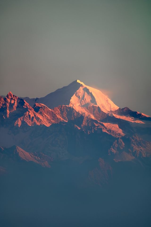 在尼泊爾納加闊特看雪山，山川湖海，人間值得！