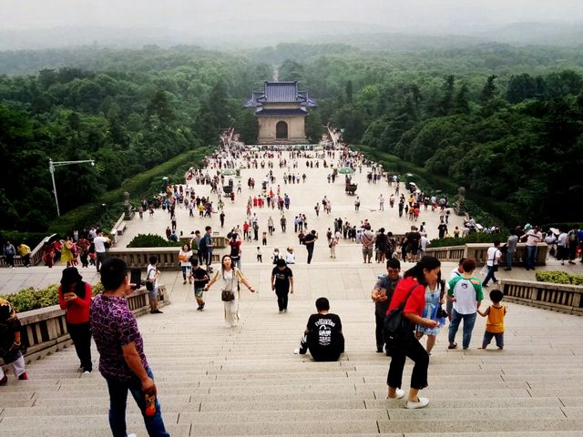 Most Remarkable Spot in Nanjing: Zhongshan Mountain National Park