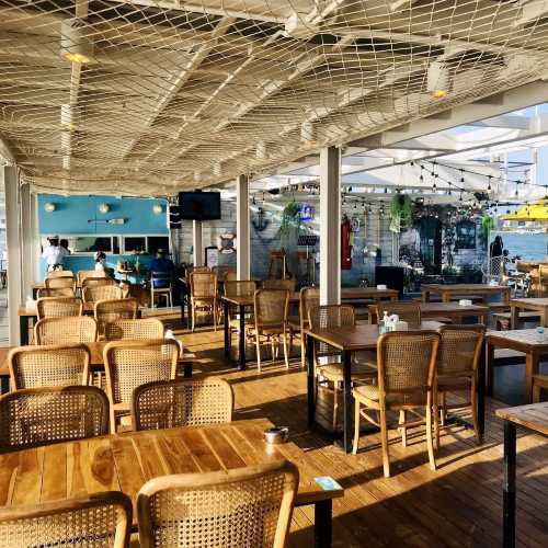 Tappia Floating Cafe Pattaya