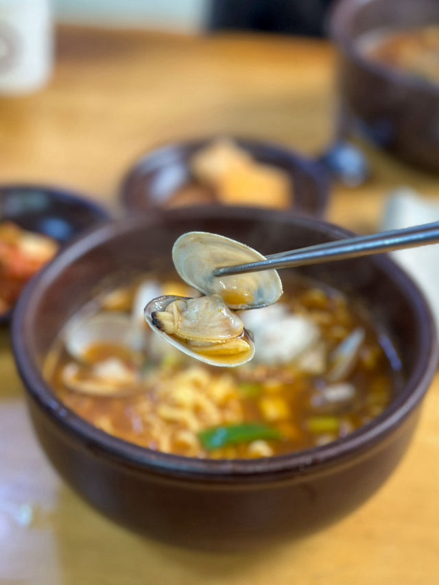 전주, 모두가 인정하는 찐 로컬 맛집 <경아분식>