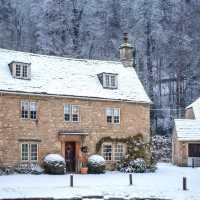 Winter Wonderland: A Magical Winter Visit to Castle Combe