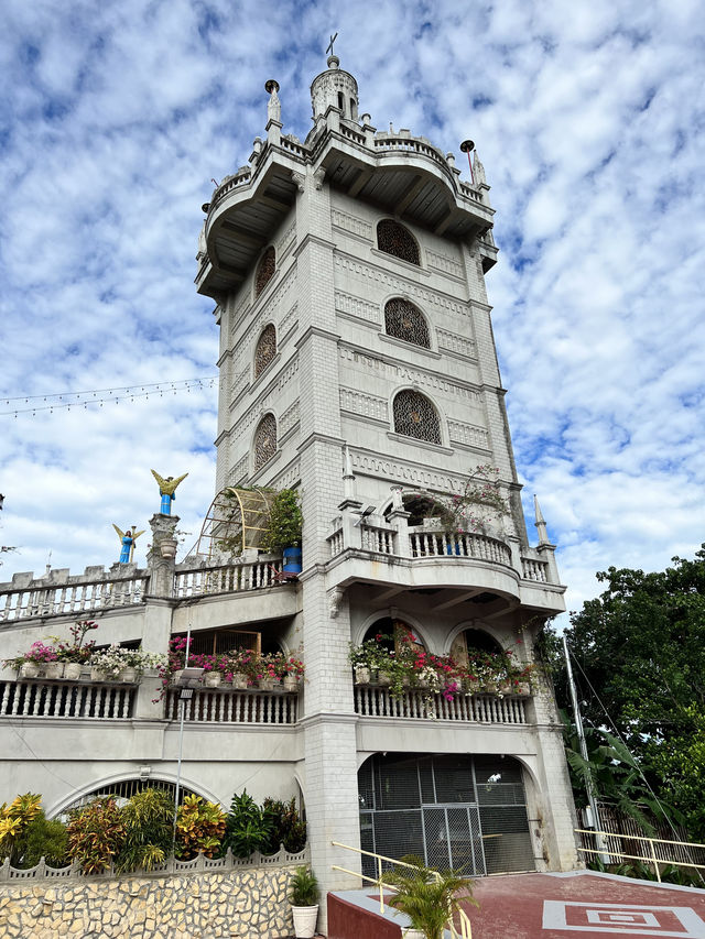 Simala Church Cebu - シマラ教会