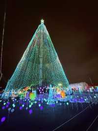 Explore the Illumi Light Show in Mississauga