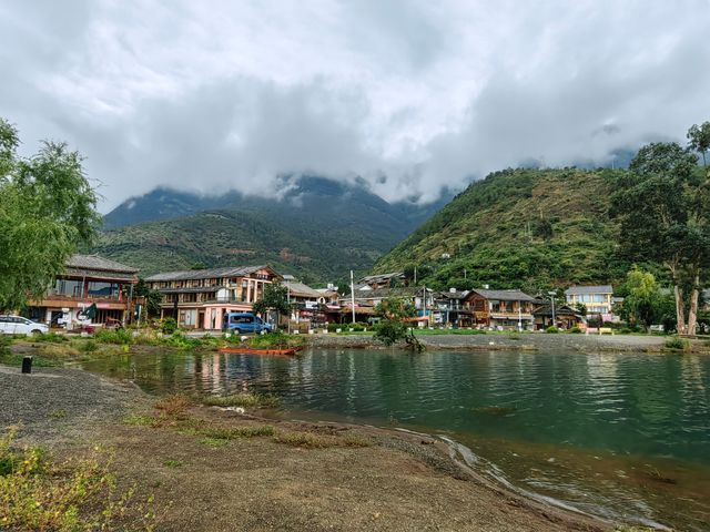 瀘沽湖千行客棧