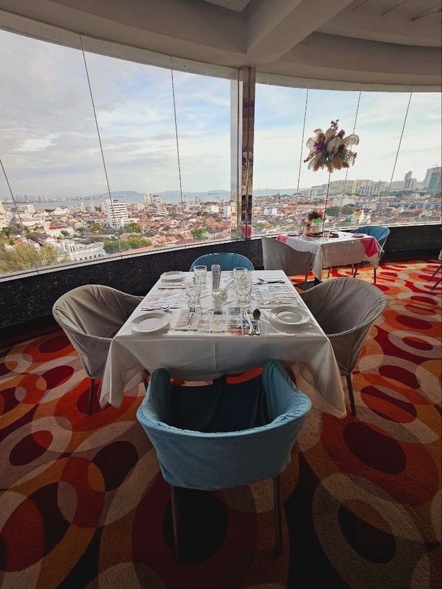 A Revolving Feast with a View: A Christmas Dinner at Three Sixty