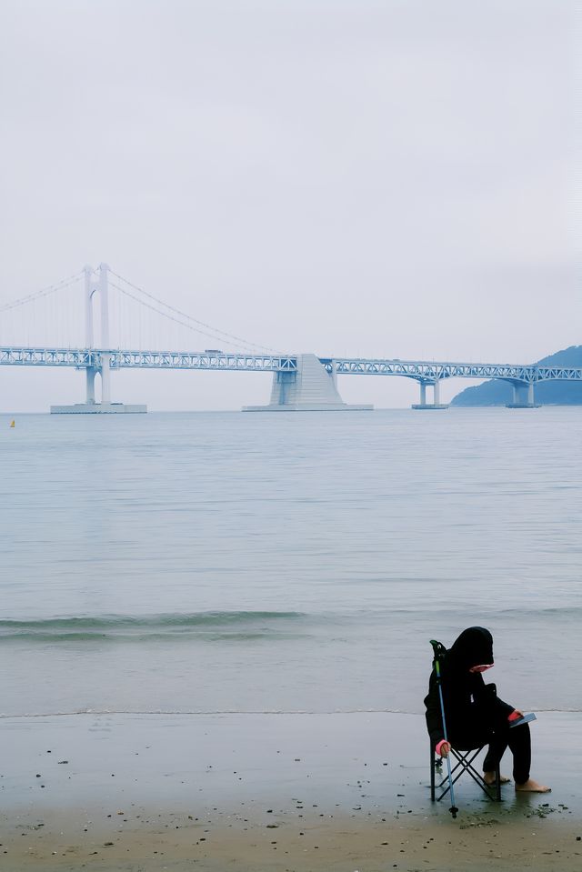 藍調時刻的廣安里大橋