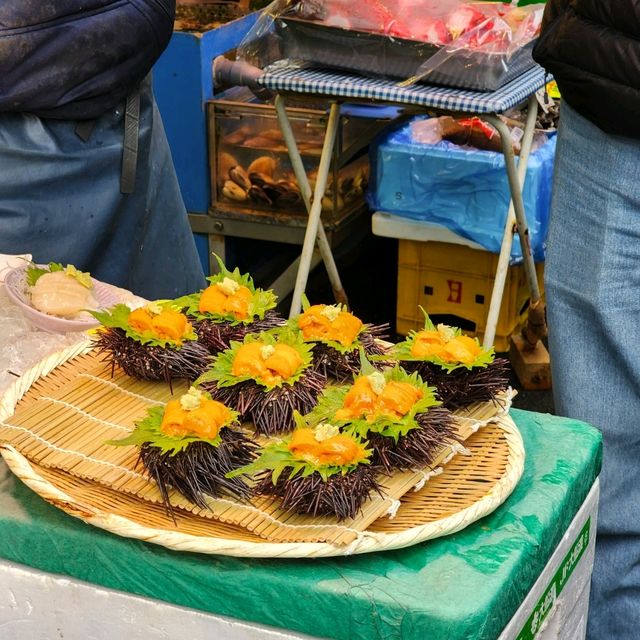 ร้านเด็ดน่าลอง @Tsukiji Fish Market โตเกียว!