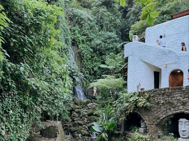 Thrilling Nature Escape at Tegenungan Waterfall