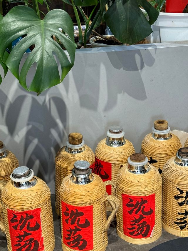 去！喝！這杯沈蕩的醬油拿鐵||國慶反向出遊去了余華筆下的沈蕩。