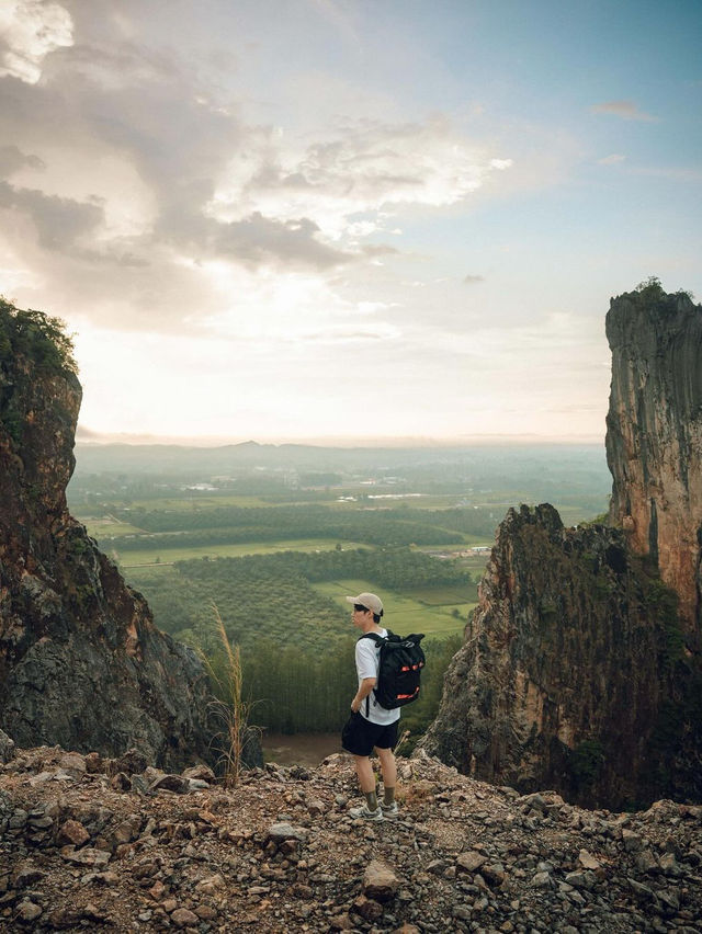  Khao Khuha Mountain