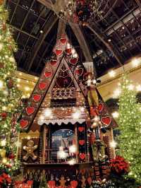 A Glamorous Christmas at the Bellagio: Las Vegas Sparkles Brighter