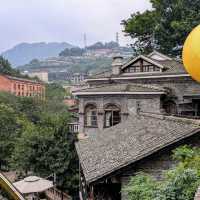 Quaint, labyrinthine place that is worthy of a 2-hour stay. Bring a book or eat sesame dumplings!