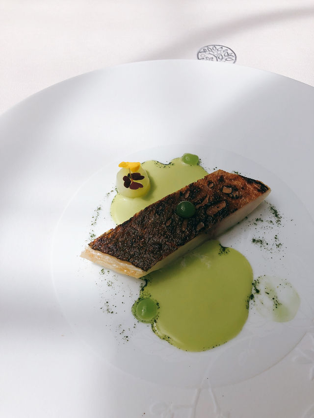 Paris | Must Try Michelin-starred restaurant in Four Season Hotel