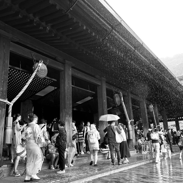 午後陣雨之京都清水寺的靜謐之旅