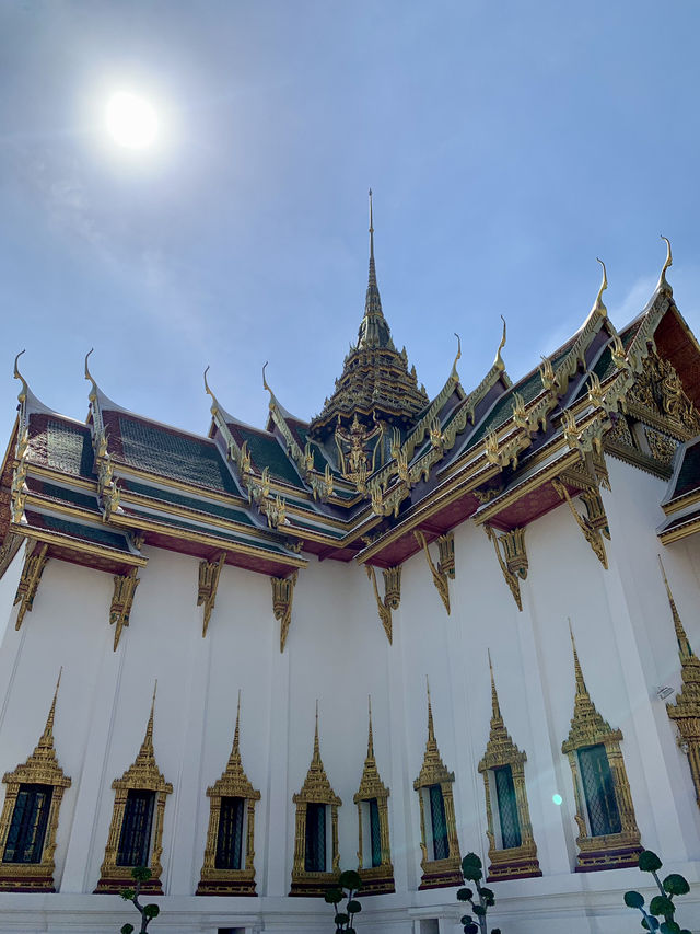 Unveiling the Majesty: A Perfect Morning at Bangkok’s Grand Palace