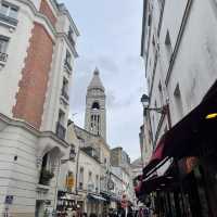 Montmartre Travel Guide