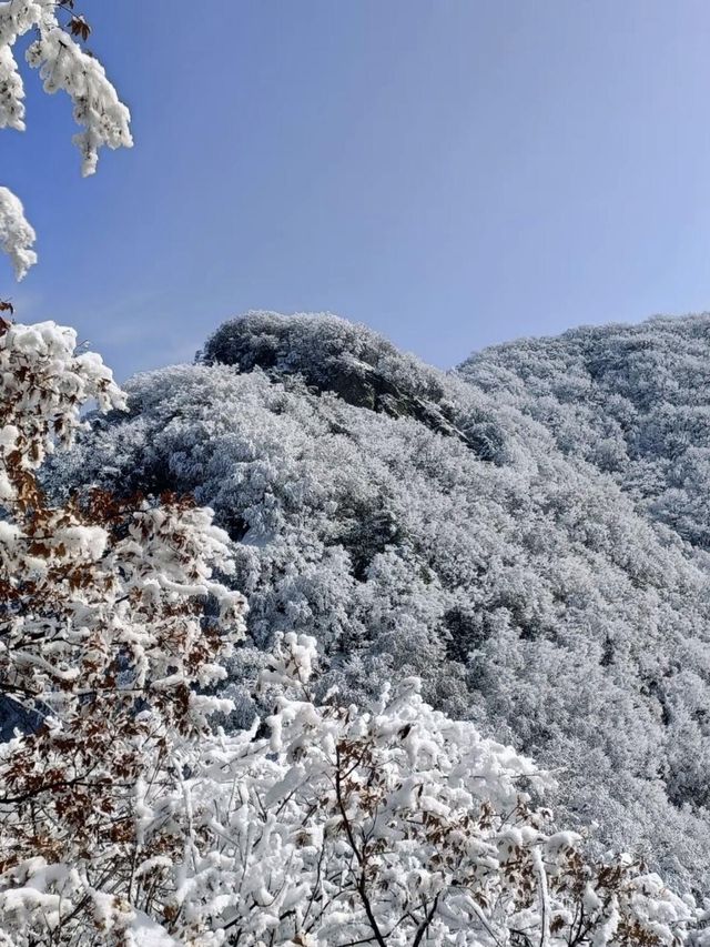 征服風雨山感受冰雪的詩意徒步