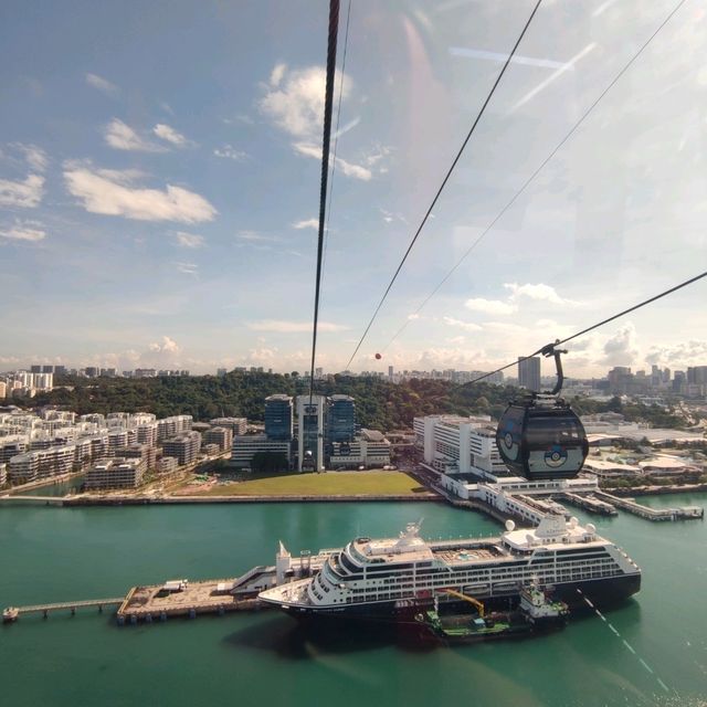 🇸🇬 A Bird's-eye View of Sentosa Island, Singapore