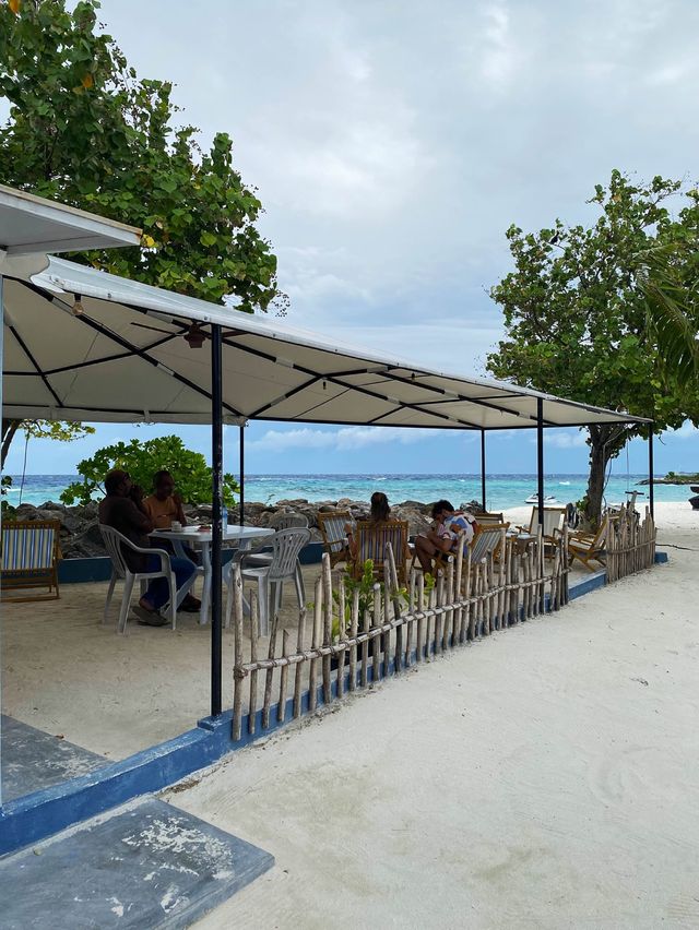 Mini drink stall by the beach 🍸🧉🥤