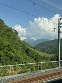 นั่งรถไฟไปหลวงพระบาง 🚄✨🏡🇱🇦