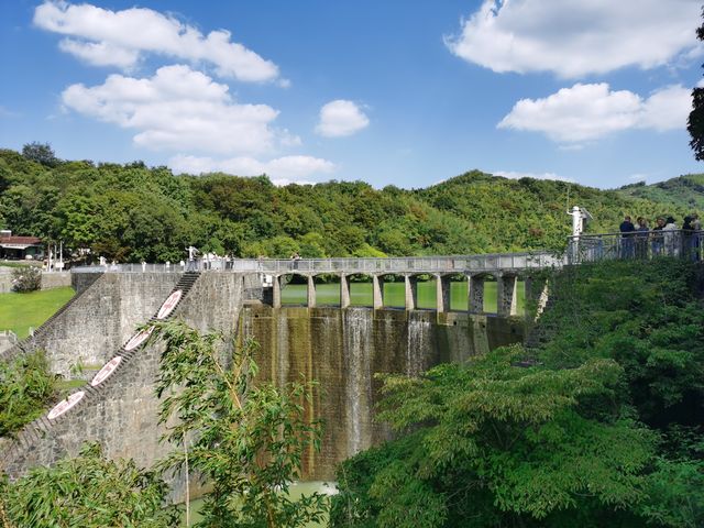 平橋石壩