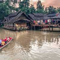 A Taste of Tradition: Exploring Pattaya Floating Market