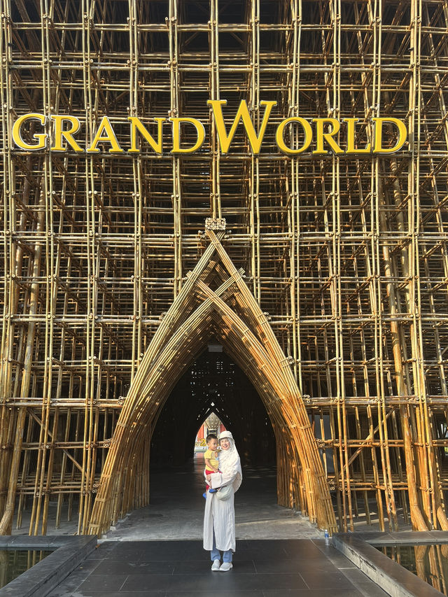 Grand world