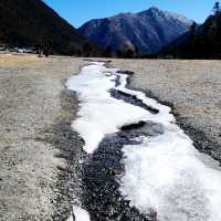 Bottomless Lake 