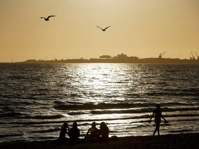 The Port Melbourne Beach