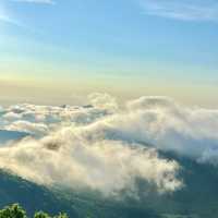 北海道 ❤︎ 絶対見てみたい❣️ 雲の上で過ごす特別な体験☁️ 