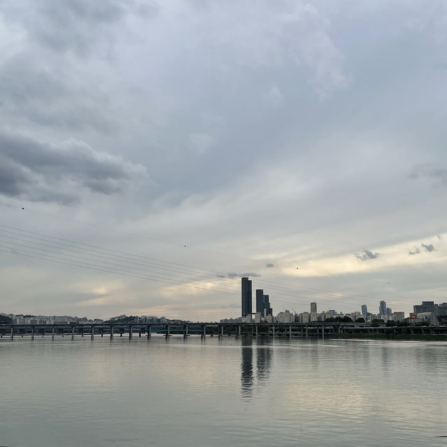 Leisure Time at Hangang Park, Seoul.