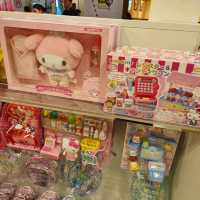 일본여행 신치토세공항 캐릭터 숍 Hello Kitty Happy Flight